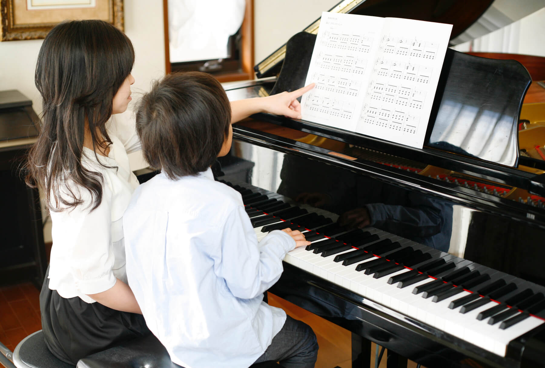ピアノ講師が生徒を多く獲得する方法を発見するためのアンケート調査